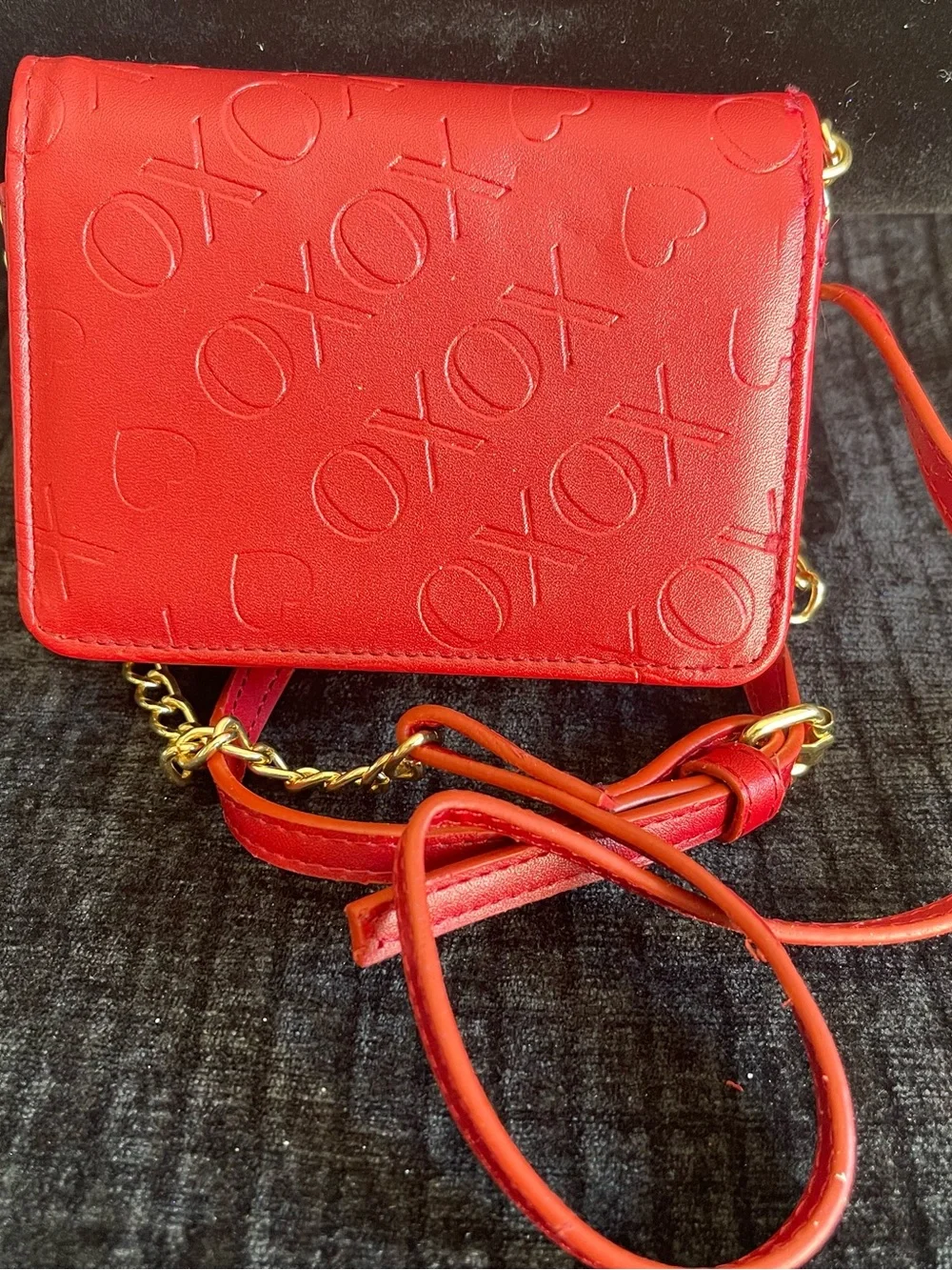 XOXO Red Heart-Accent Crossbody Bag